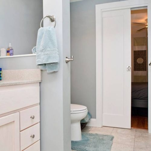 Full bathroom, including soap, shampoo, conditioner, hair dryer, misc toiletries