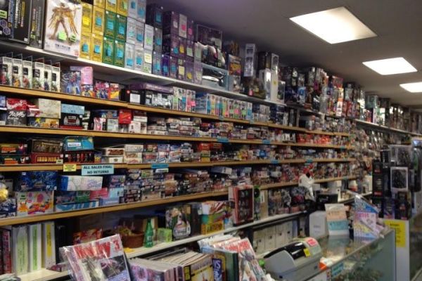 Cards And Comics Central