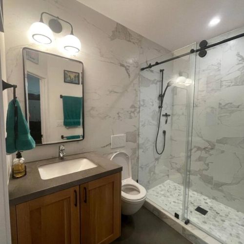 Main floor bathroom (full).  Newly renovated in 2021.