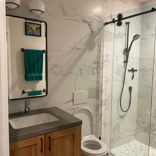 Main floor bathroom (full).  Newly renovated in 2021.